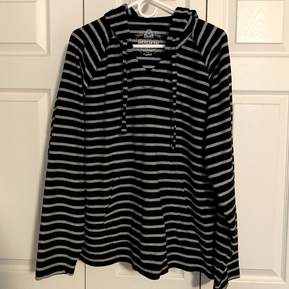 American Rag Baja Style Hoodie Size XL